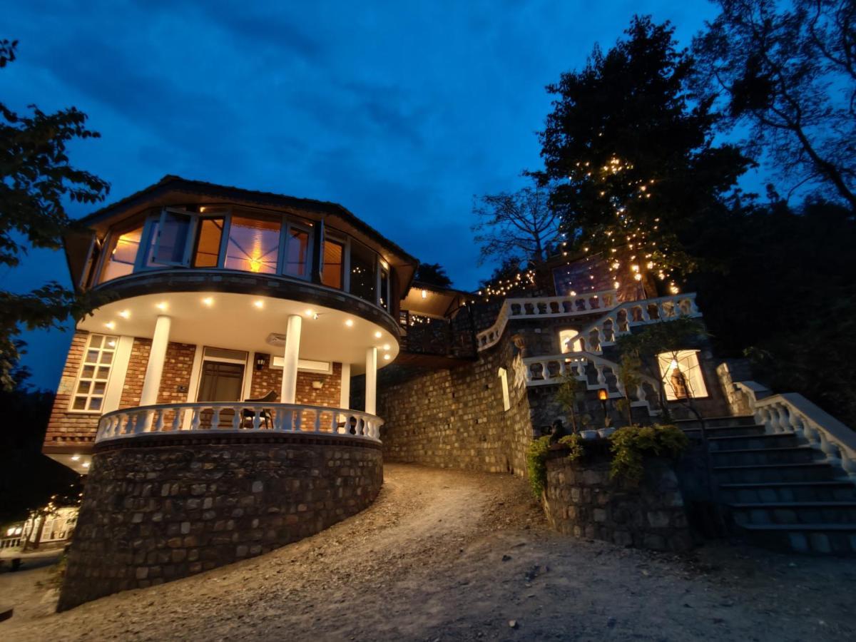 Chateau De Tatli - Hilltop - Dehradun Bagian luar foto