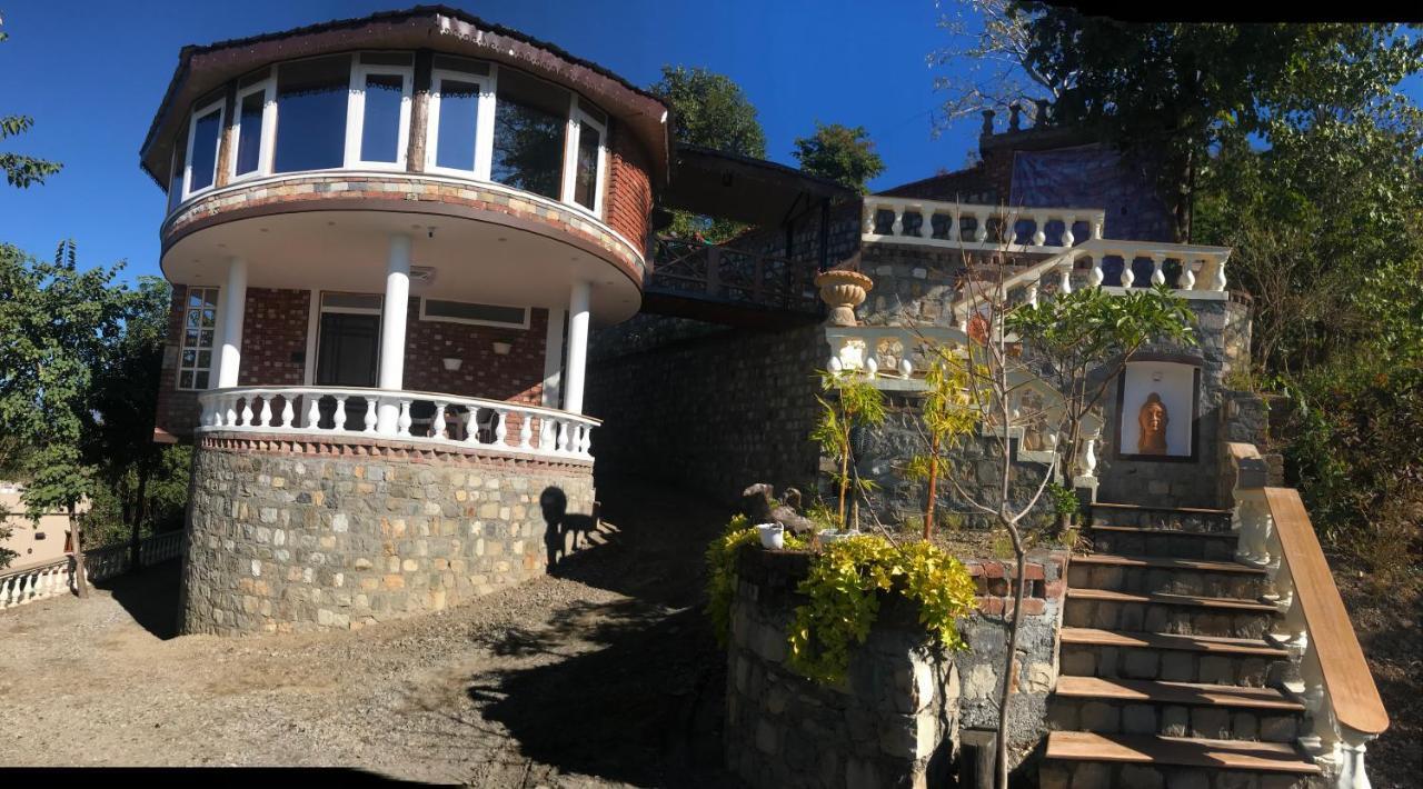 Chateau De Tatli - Hilltop - Dehradun Bagian luar foto