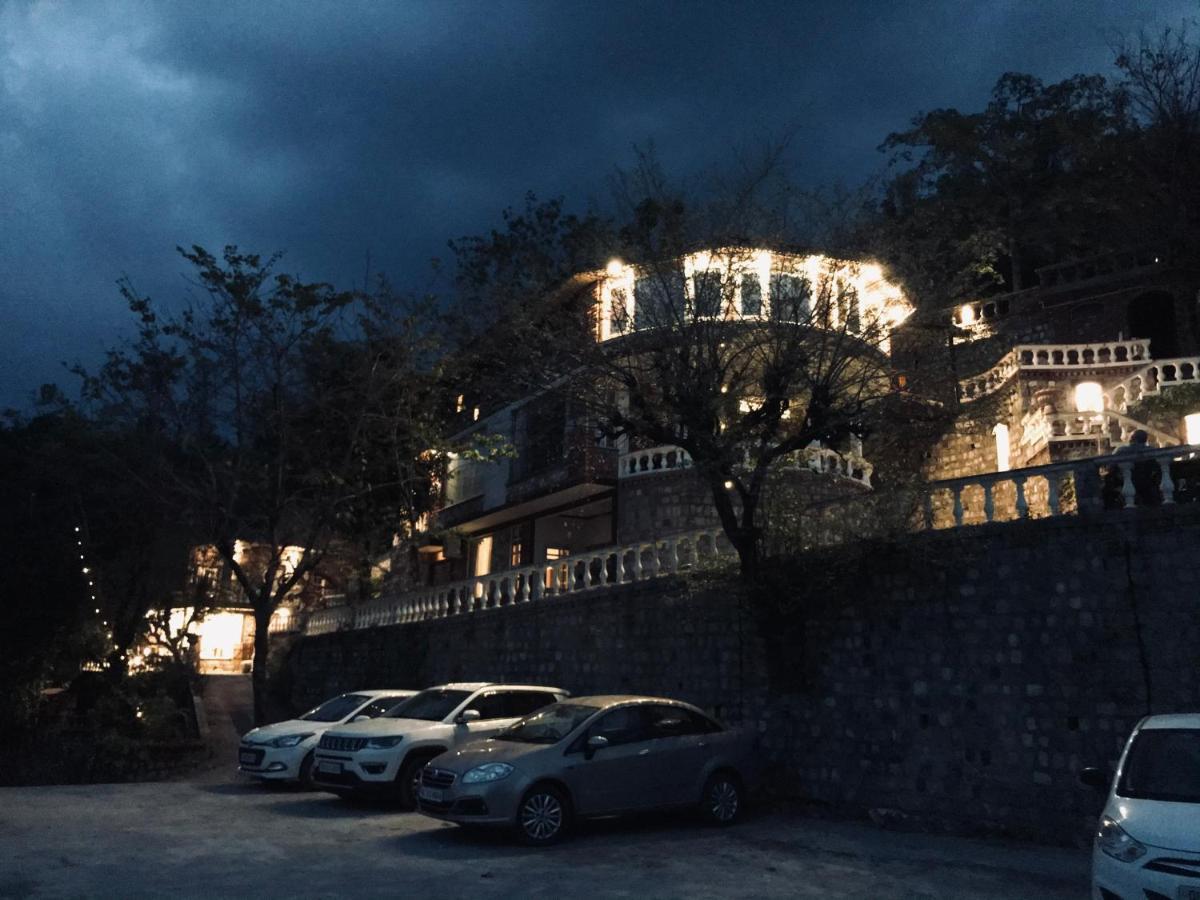 Chateau De Tatli - Hilltop - Dehradun Bagian luar foto