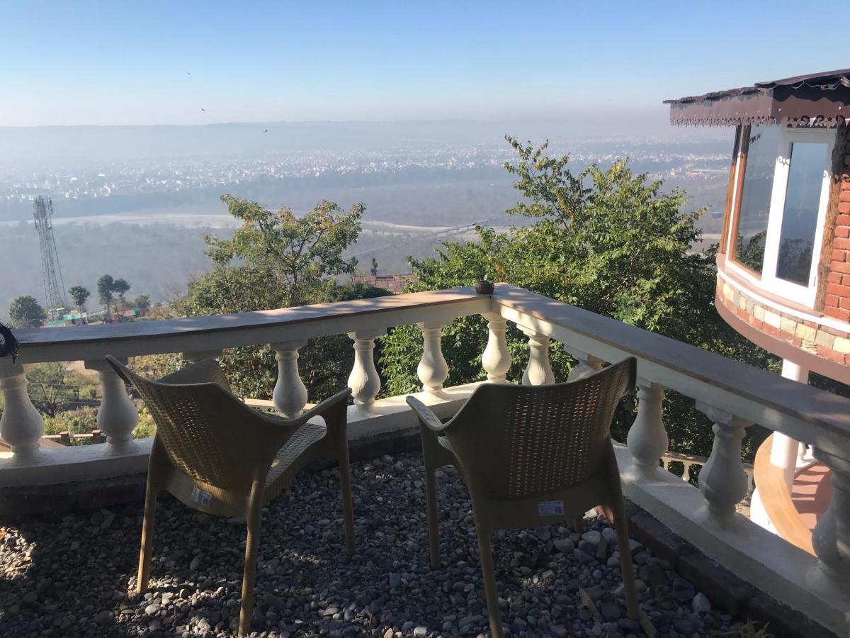 Chateau De Tatli - Hilltop - Dehradun Bagian luar foto
