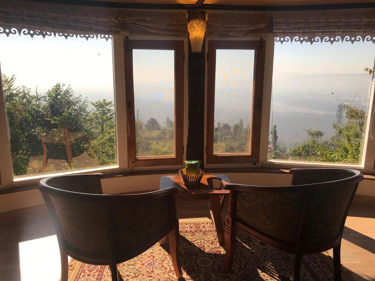 Chateau De Tatli - Hilltop - Dehradun Bagian luar foto